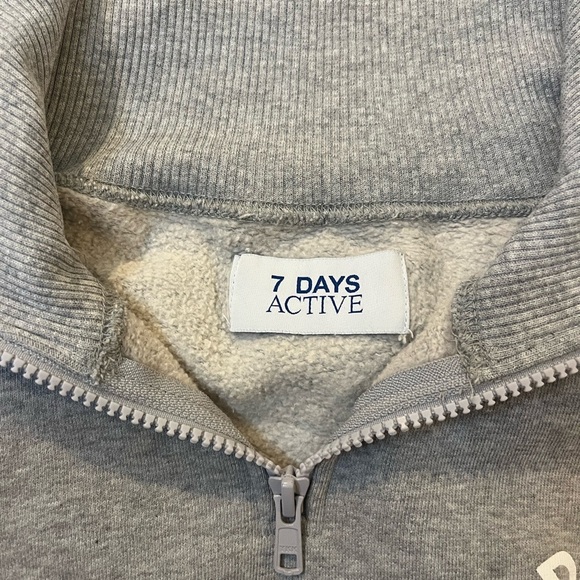 Gray 7 Days Active Half-Zip Sweatshirt size XS - Picture 2 of 6